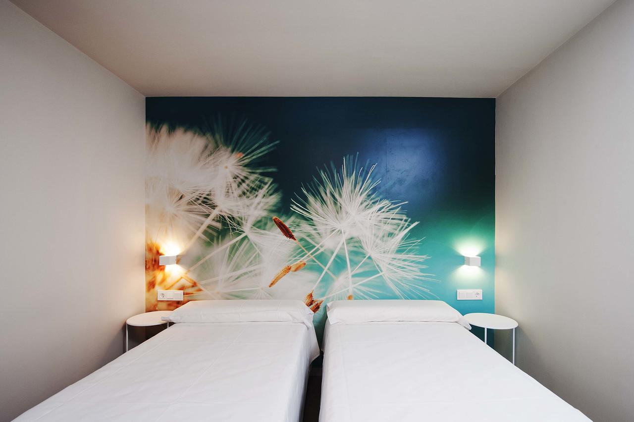 Apartamentos Divan Vitoria-Gasteiz Esterno foto