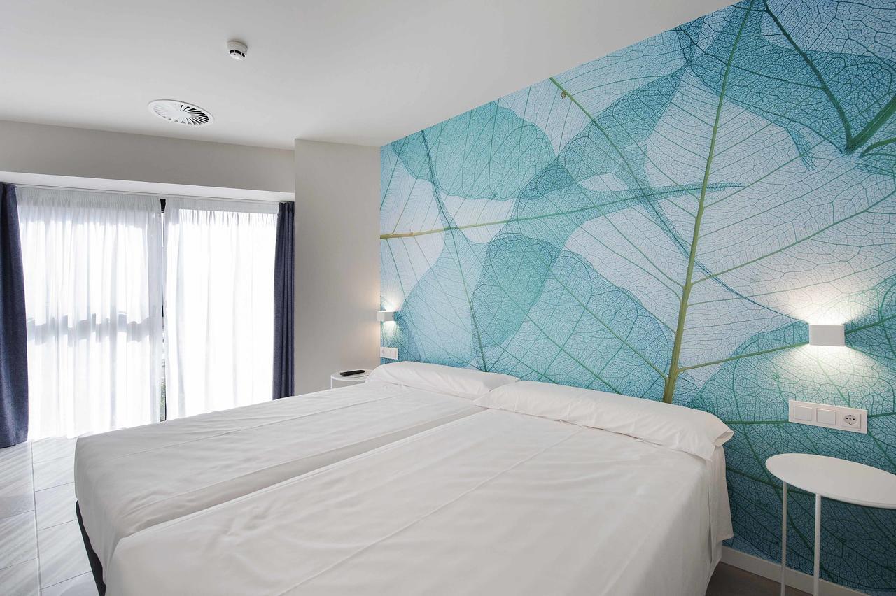 Apartamentos Divan Vitoria-Gasteiz Esterno foto