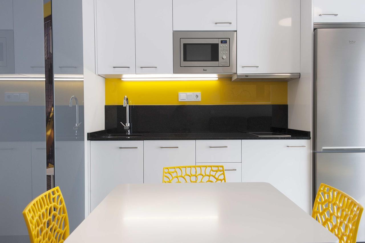 Apartamentos Divan Vitoria-Gasteiz Esterno foto