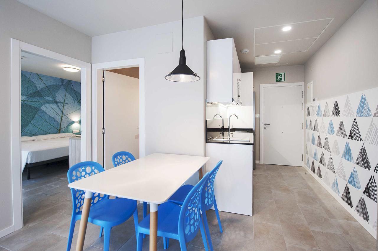 Apartamentos Divan Vitoria-Gasteiz Esterno foto