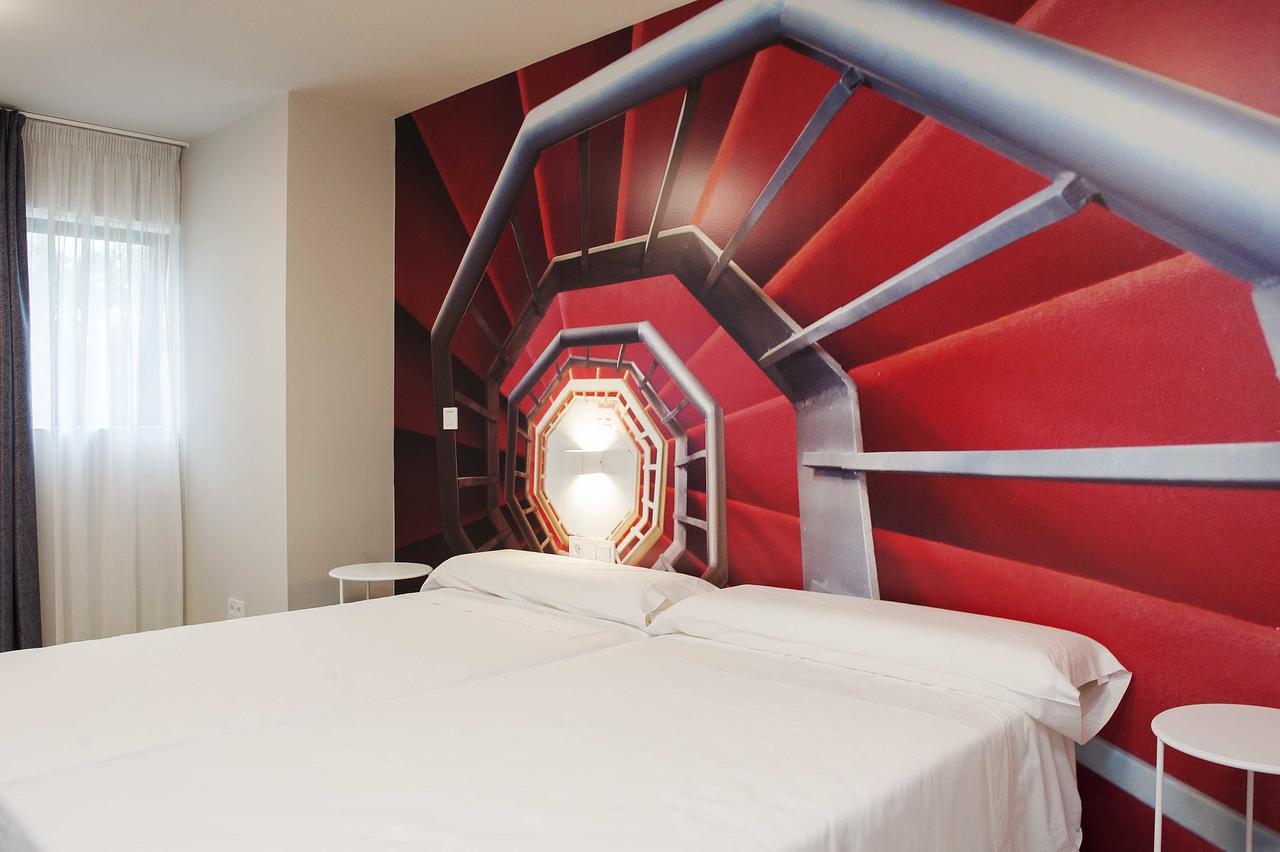 Apartamentos Divan Vitoria-Gasteiz Esterno foto