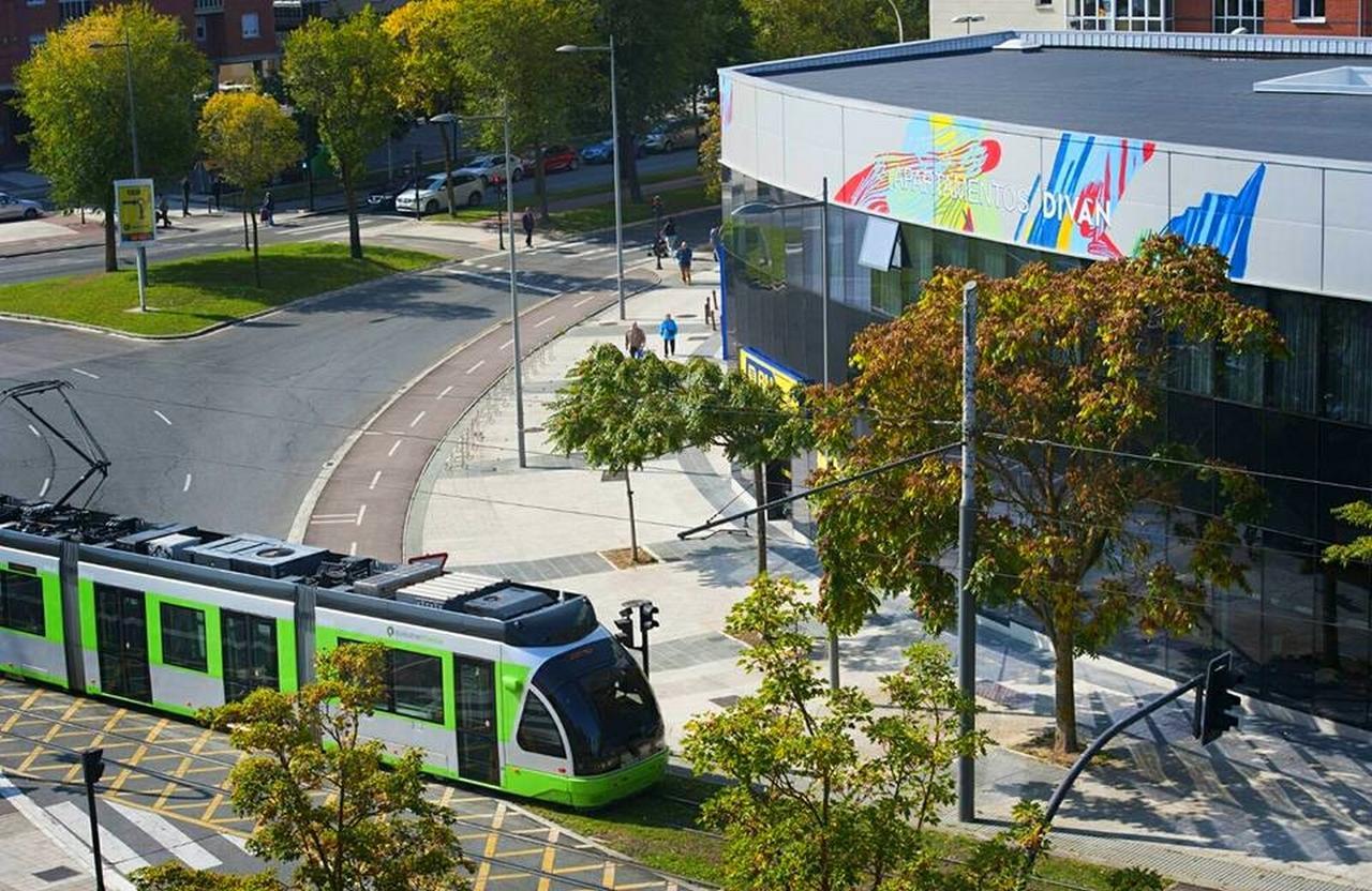 Apartamentos Divan Vitoria-Gasteiz Esterno foto